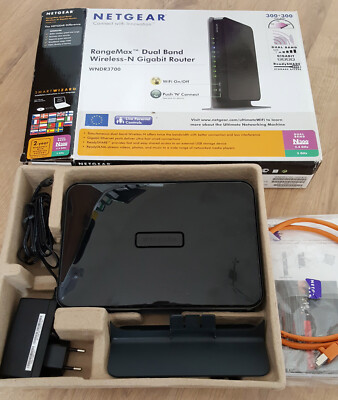 NETGEAR RangeMax Router (Dual Band, Wireless-N, 300+300 Mbps, 4x Gigabit LAN)