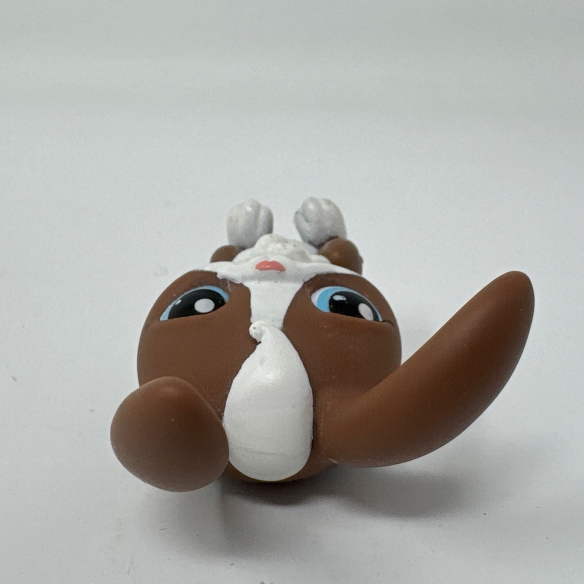 LPS Littlest Pet Shop #121 Brown/White Long Eared Bunny With Blue