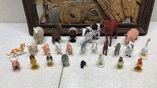 Lot of 26 Farm Plastic Figurine Animals Cows 