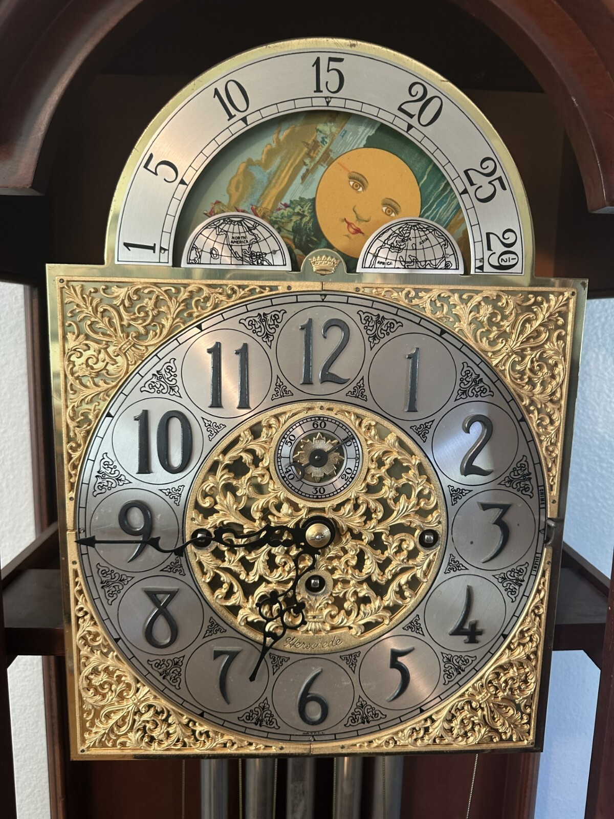 Herschede Model #217 - Grandfather Clock (Hall Clock) Antique. 