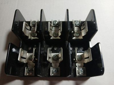 GOULD SHAWNUT FUSE BLOCK HOLDER 60323J 3-POLE 600V 30A 200kA CLASS J HRC-I