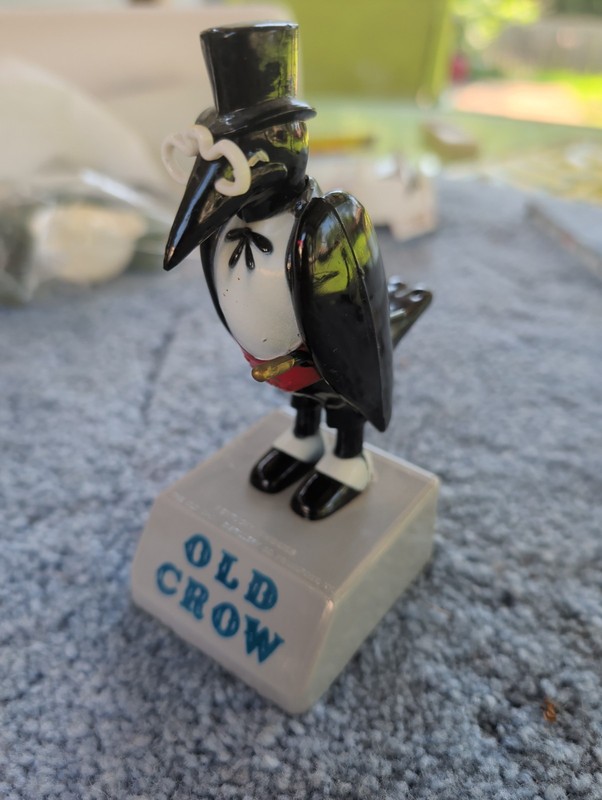 Vintage Old Crow Plastic Figure on Base 5-1/2"   Nice