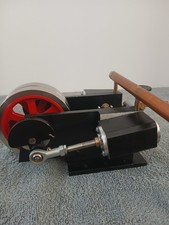 Twin cylinder occilating steam engine