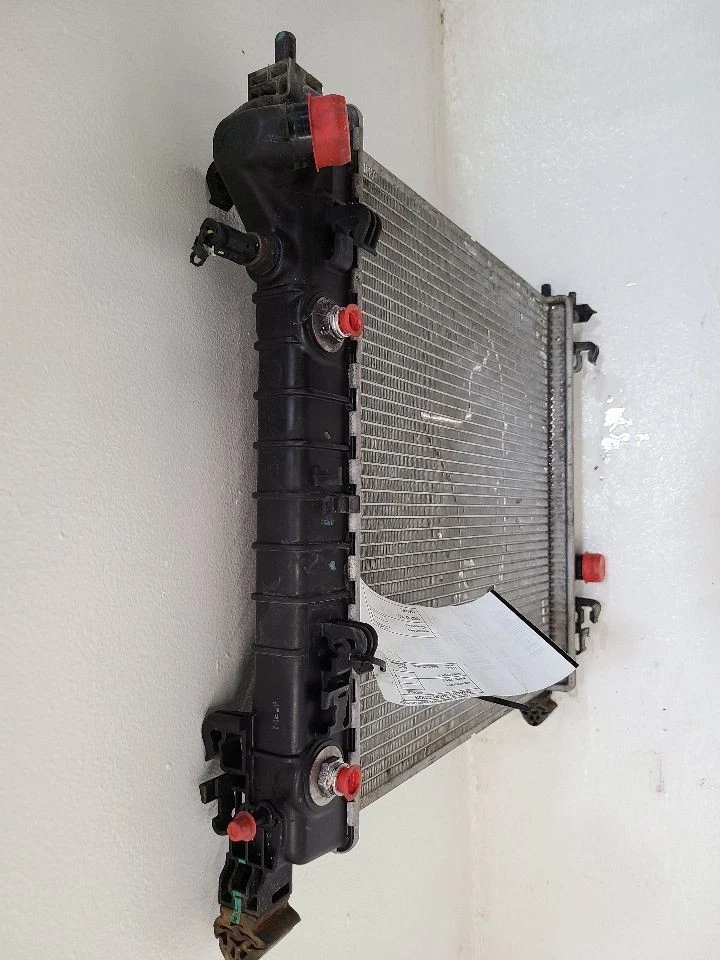 2013 2014 CHEVROLET SPARK 1.2L Radiator Model 95942346 13-14       - Image 3 of 4