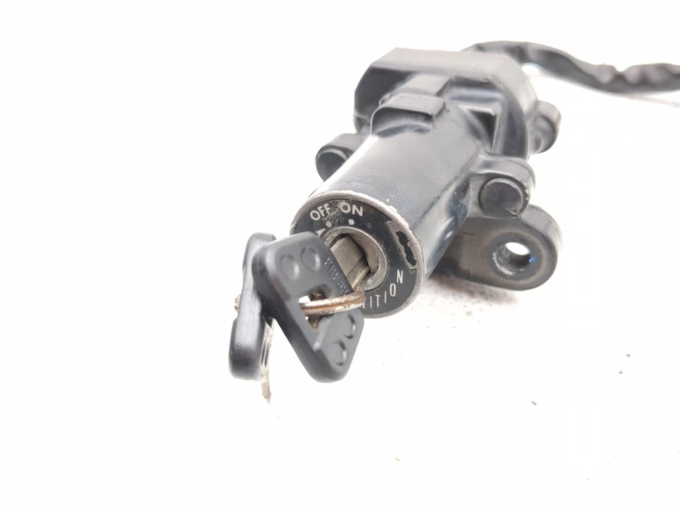 06-08 Yamaha YZF-R6S YZF R6 Lock Set Ignition Switch And Two Keys - Image 2 of 4