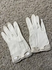 VTG Marshall Field  Co Womens Long Alexandre White Gloves