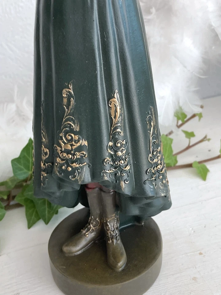 Großer Hirsch Hirschdame mit Kranz  Figur Skulptur, Rot - Grün - Gold, 36 cm - Bild 4 von 4