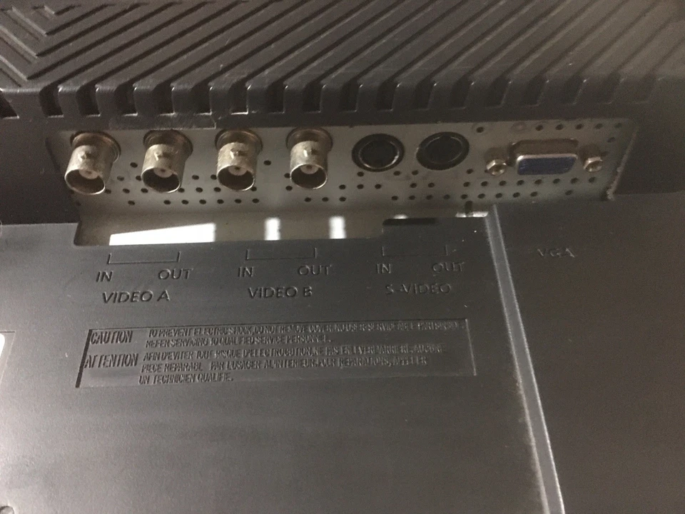 Monitor LCD Samsung SMT-1922 VNLP011MDO Foto 3 de 4