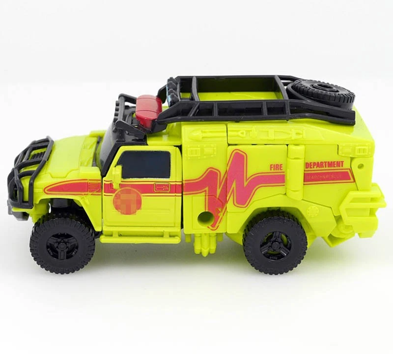 Hasbro Transformers Ratchet Studio Series SS04 Deluxe Action Figure Official - Image 3 of 4