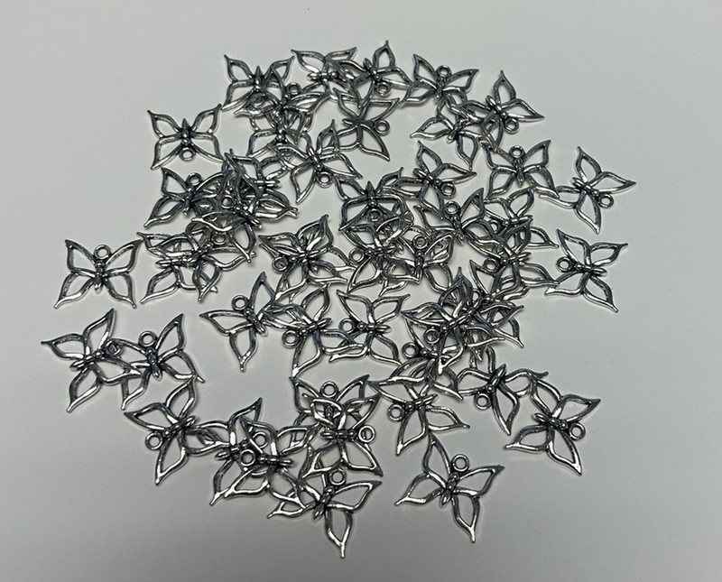 50 Pieces Lot Cute Butterfly Antique Silver Charms Pendants for Jewelry Making