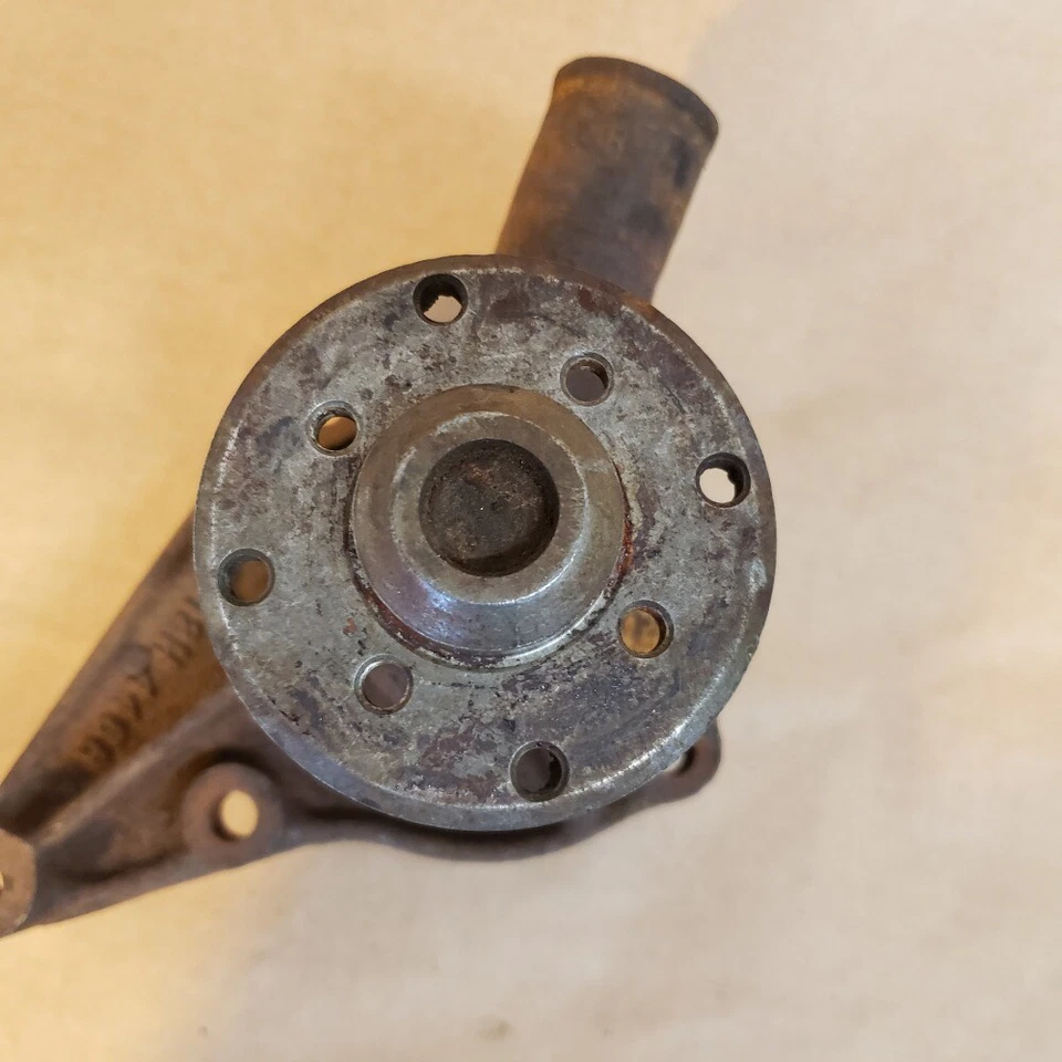 MG MGB 1974.5-1980 Original Engine Water Pump  12H4468 OEM - Image 3 of 4