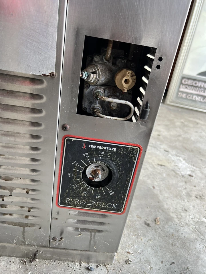 Horno para pizza de doble cubierta de gas natural Guirnalda Foto 2 de 4