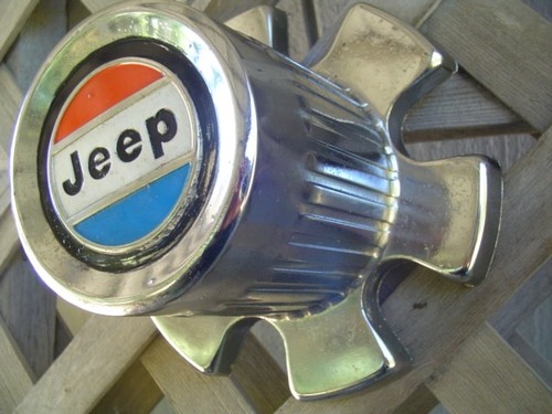 1 WILLYS JEEP JEEPSTER CJ SW CHEROKEE WAGONEER HUBCAP WHEEL COVER J10 CENTER CAP - Picture 2 of 10