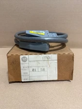 ALLEN BRADLEY 1771-CK POWER CABLE INPUT / OUTPUT SUPPLY CHASSIS 3 FEET PLC-2