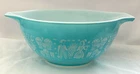 Vintage Pyrex Butterprint Amish Turquoise Cinderella Mixing Bowl 442 1.5 Qt