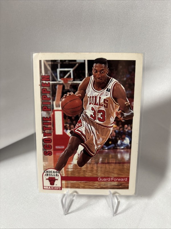 1991-92 Skybox Scottie Pippen #34 Chicago Bulls Basketball Card