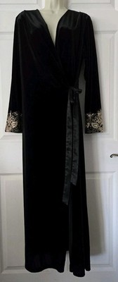  Soma By Chico's Black Velvet Robe W/Gold Embroidery Sz M