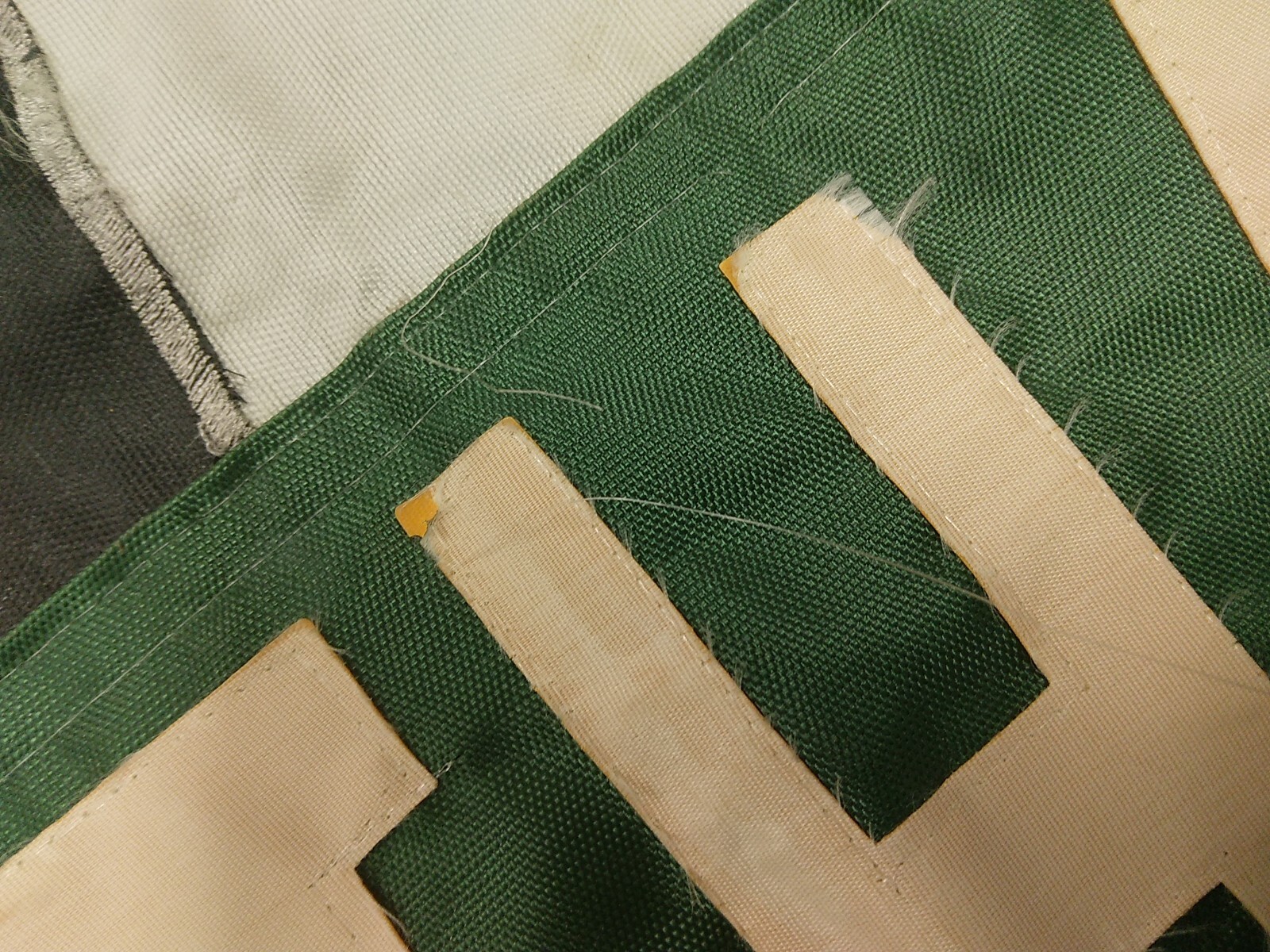 Picture 4 of 5