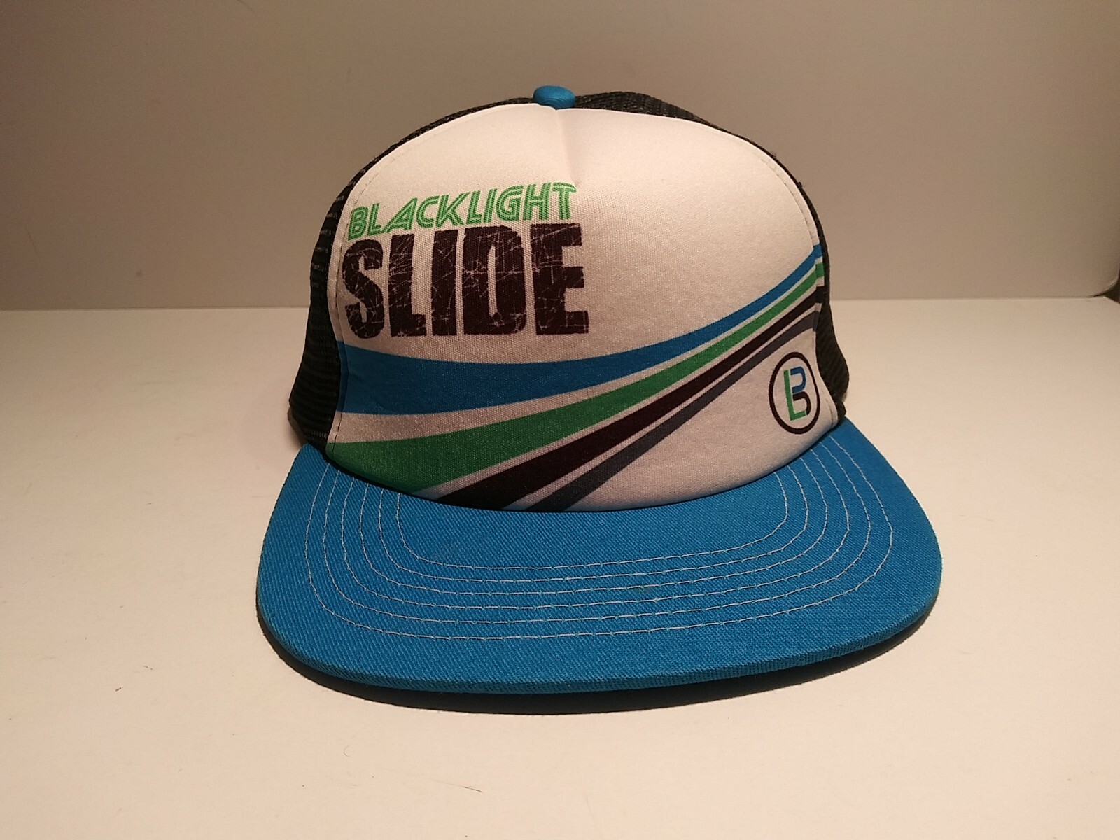 Blacklight Slide Hat Snapback Clean - image 1