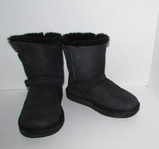 Girls 100 Genuine Shearling Boots Beige, Purple, Black Size 1, 2