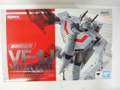 DX Chogokin Macross First Limited Edition VF-1J Valkyrie (Ichijyo