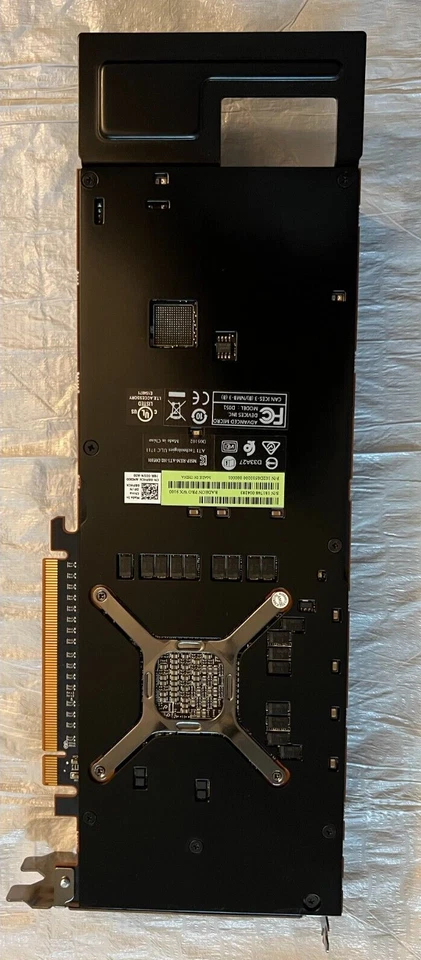 Dell AMD Radeon Pro WX9100 16GB HBM2 PCIe Video Graphics Card 6xMini DisplayPort - Image 2 of 4