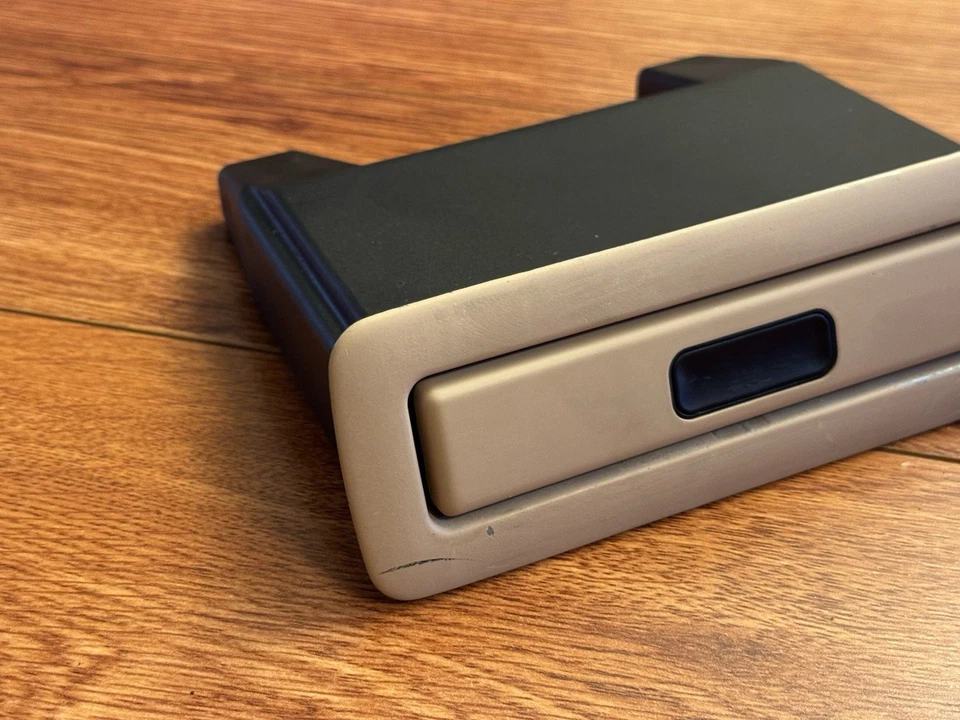 OEM 1995-2001 BMW E38 Beige Asiento trasero centro portavasos 740i 740iL 750iL Foto 3 de 4