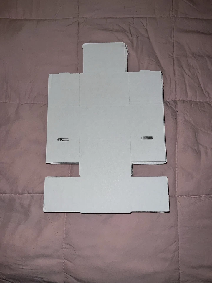 Mini White Cardboard Boxes 4.6 x 3.25 x 3 – Small Mailing/Craft/Gift Box/Lot 17 - Image 4 of 4