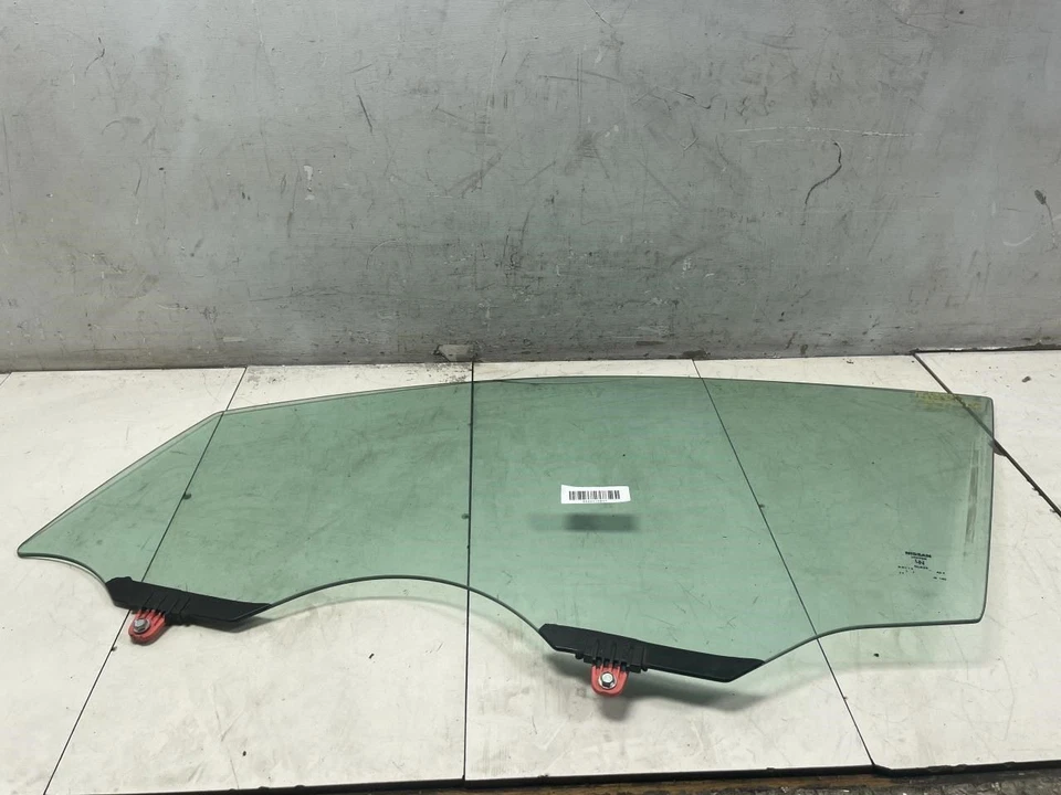 Nissan Máxima 2011 puerta delantera izquierda lado del conductor ventana cristal OEM+  Foto 4 de 4