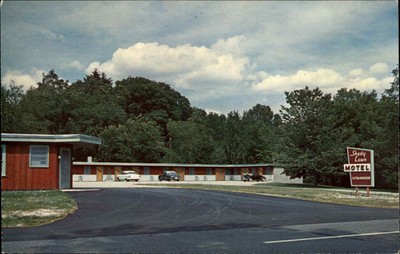 White River Junction Vermont VT Motel Car Vintage Postcard