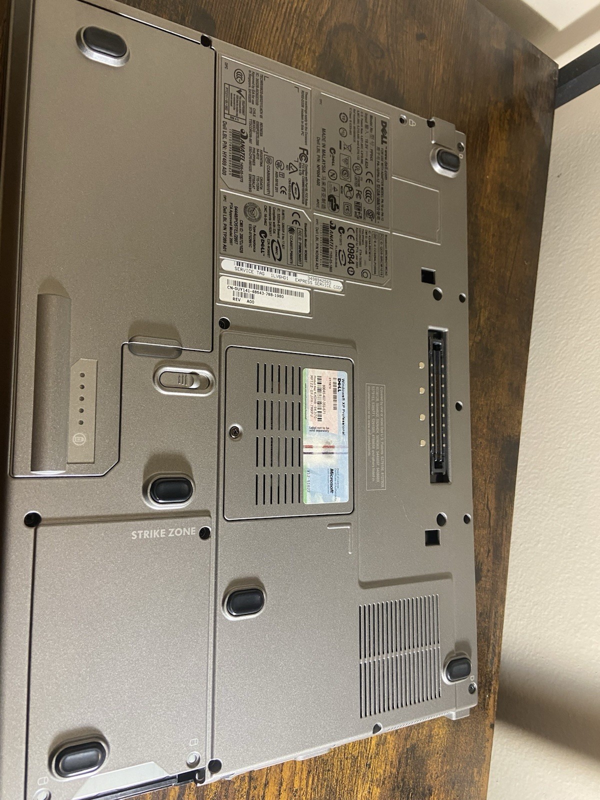 Dell Latitude D830 Parts - No Power Cord