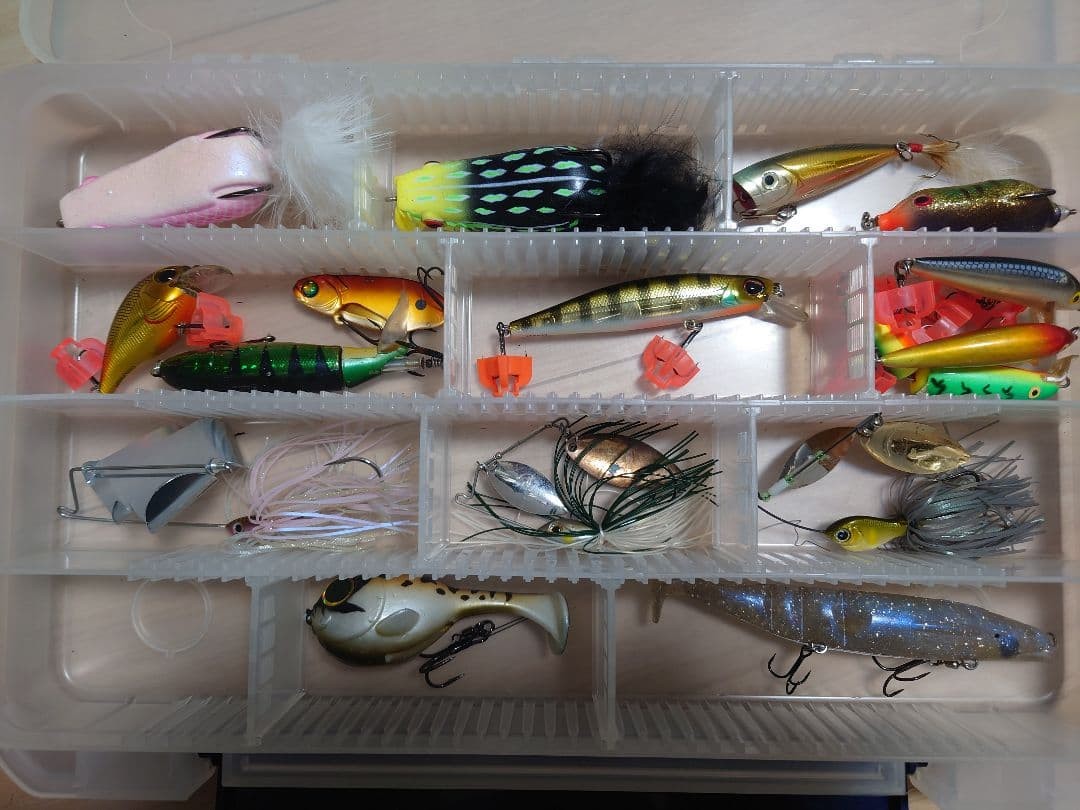 Bass fishing retirement, large lure set, Megabass, Deps, Gary - Image 2