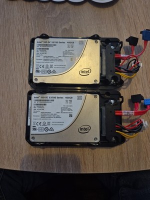 The image shows an Intel SSD DC S3700 Series 400GB solid-state drive.