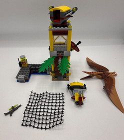 LEGO DINO 5883 Tower Takedown- 100% Complete Minifig Pteranodon Manual