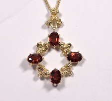 Cropp & Farr 9ct Gold Garnet Nugget Pendant Necklace