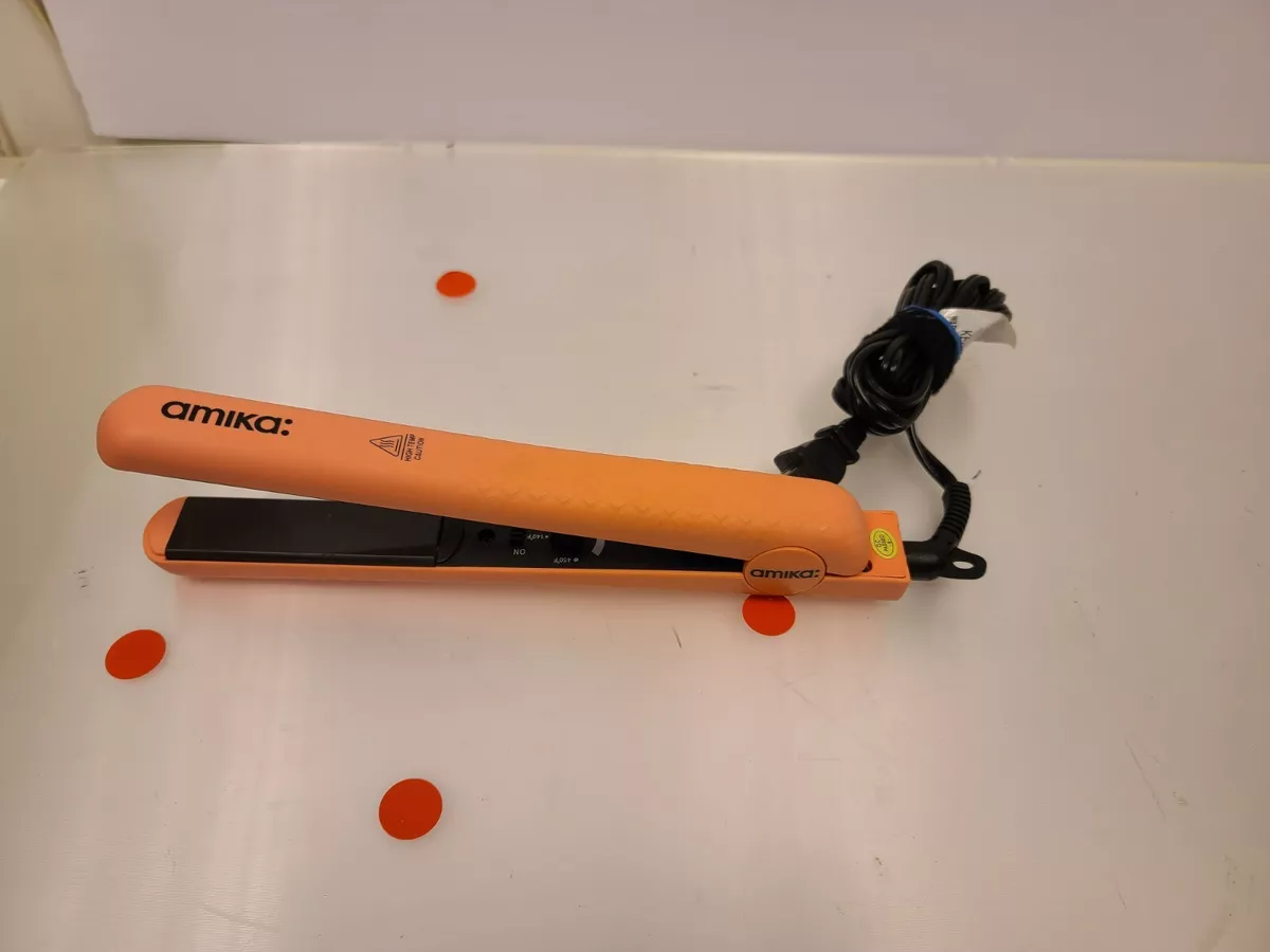 Amika ceramic styler flat cheap iron