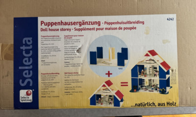 Selecta Puppenhausergänzung aus Holz mit Strickleiter 4242