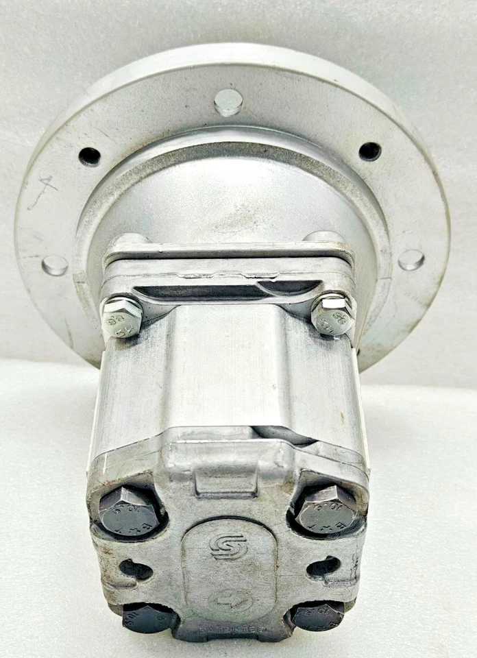 Bomba de engranajes hidráulica Sauer Danfoss SNP 2/6 DC O01 F 1F/8F nueva envío rápido Foto 4 de 4