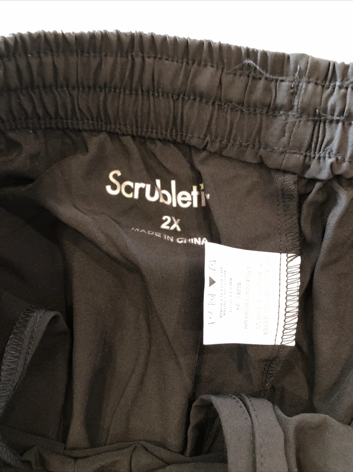 Scrubletics Scrubs Black White Strip Size 2X - Image 3 of 4