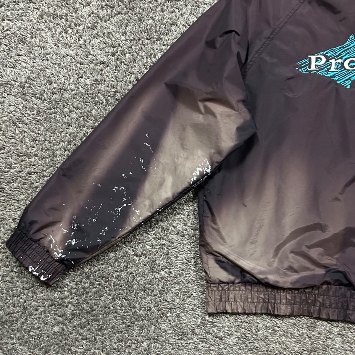 Sun Faded Nylon Jacket y2k Windbreaker Full Zip Thrashed Sun Faded Nylon Jacket y2k Windbreaker Full Zip Thrashed