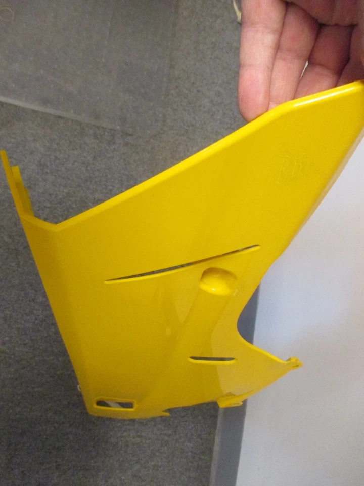 DUCATI 2008   848/ 1098/1198 LOWER LEFT FRONT PANEL / USED — 第 2/4 张图片