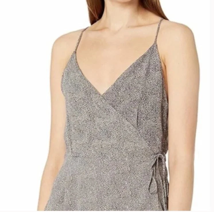 Vestido Lucy Love Alter Your Mood Amalfi Envolvente Taupe Estampado Guepardo Crepé Talla M Foto 2 de 4