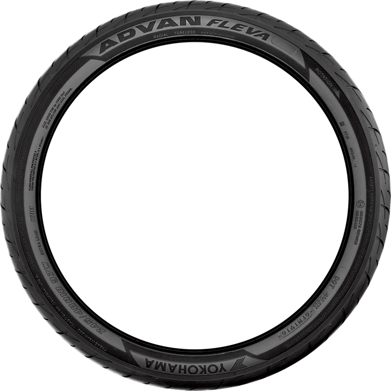 Yokohama Advan Fleva V701 225/35R18 87W 300 AA A Tire Foto 4 de 4