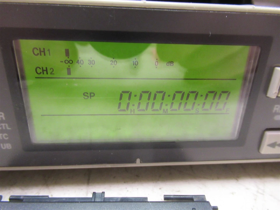 JVC Video Cassette Recorder BR-DV600UA MiniDV Professional  - Image 2 of 4