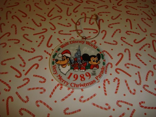 Walt Disney World 1989 muy feliz Navidad desfile adorno - Imagen 3 de 6