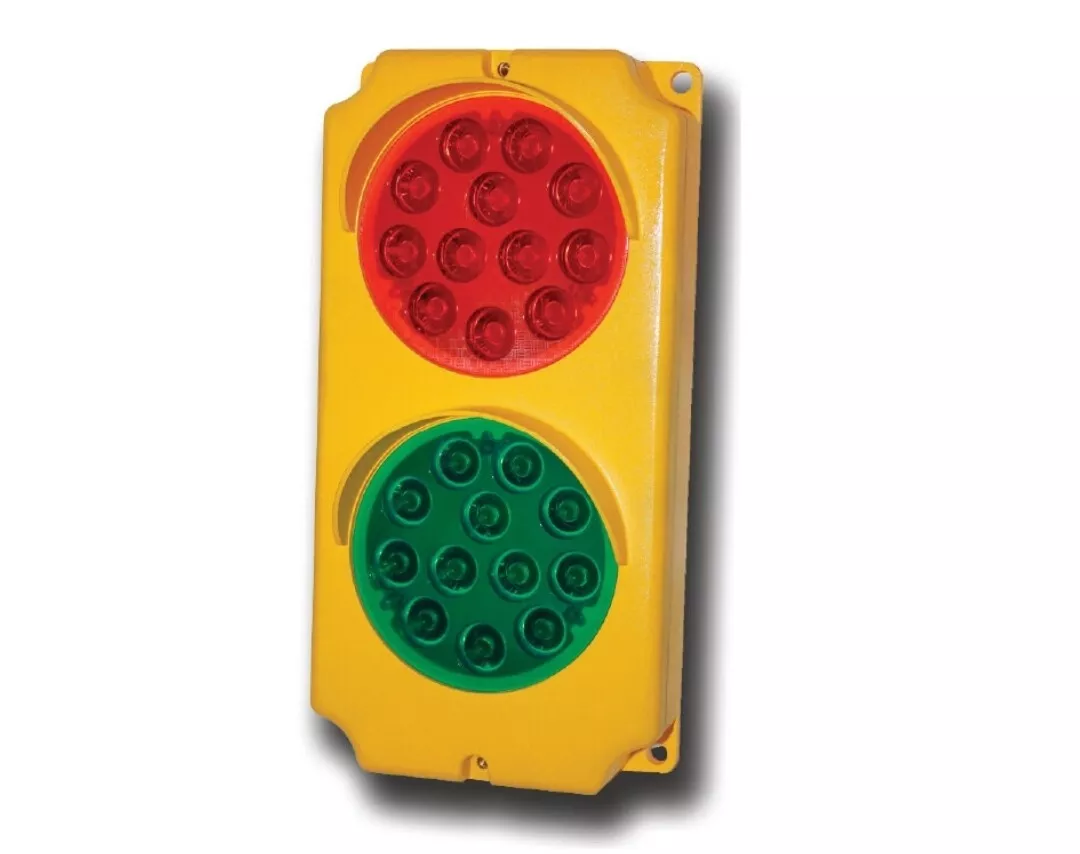 Merik LED Stop and Go Traffic Light, 12-24VAC/DC, Yellow Body, TL96-HV-YL
