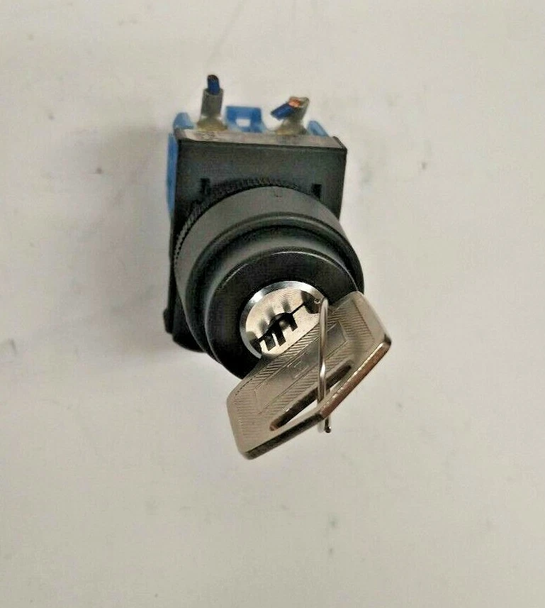 Interruptor selector de llave de dos velocidades Fuji AR22JR-2A Foto 4 de 4