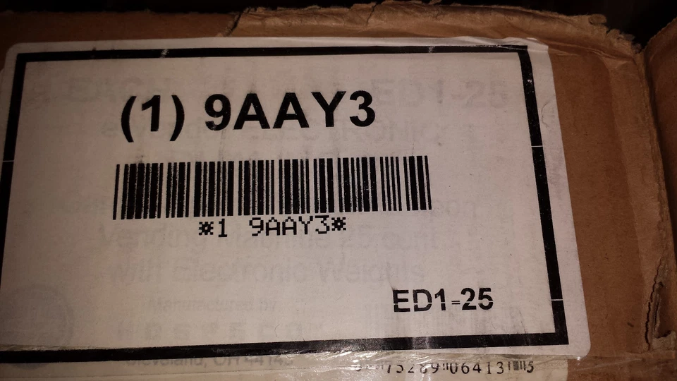 9AAY3 Napkin/Tampon Vending Machine ED1-25 - Image 3 of 3