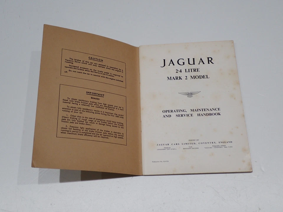 JAGUAR 2.4 LITRE MARK 2 MODEL OPERATING MAINTENANCE HANDBOOK USO E MANUTENZIONE - Immagine 2 di 4