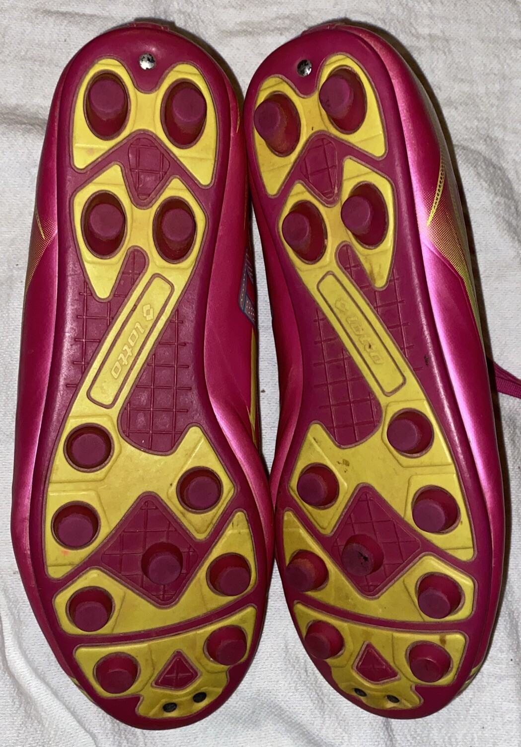 Scarpe da calcio Lotto Forza 9 rosa e gialle taglia 7 5 vedi descrizione